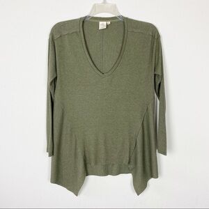 White Crow Asymmetrical Hem Top Green XS
